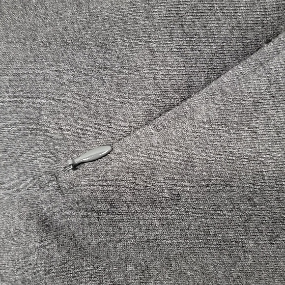 Athleta, Size XS Cherry Creek Gray Asymmetrical Zip Jacket, EUC - Picture 8 of 16